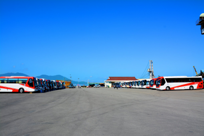 Dịch vụ đón khách tàu biển tại Cảng Chân Mây Lăng Cô Huế 