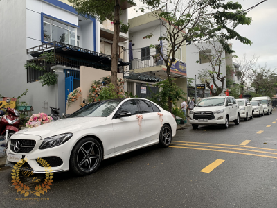 Thuê xe cưới Mercedes-Benz C250 rước dâu Đà Nẵng giá rẻ 