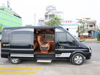 Dcar Limousine car rental 9 seats in Hue