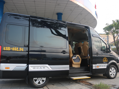 Thuê xe VIP Limousine 9 chỗ tại Đà Nẵng Huế 