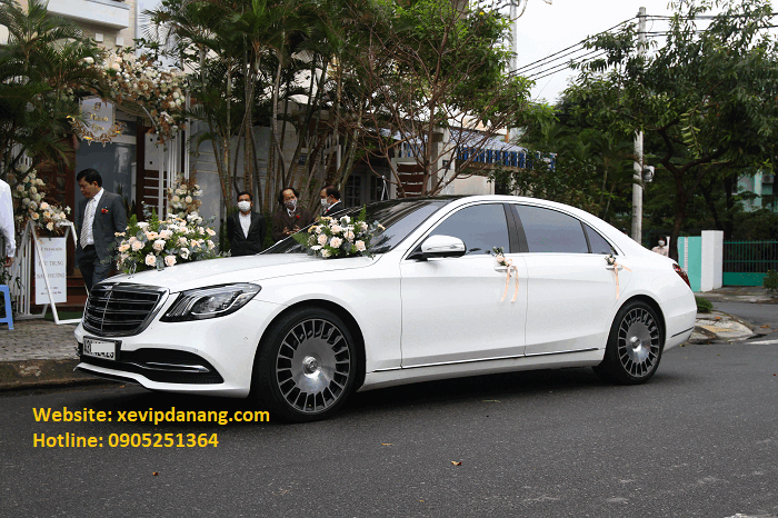 khach-thue-xe-cuoi-vip-mercedes-s450-ruoc-dau-dam-cuoi-tai-da-nang-(3)